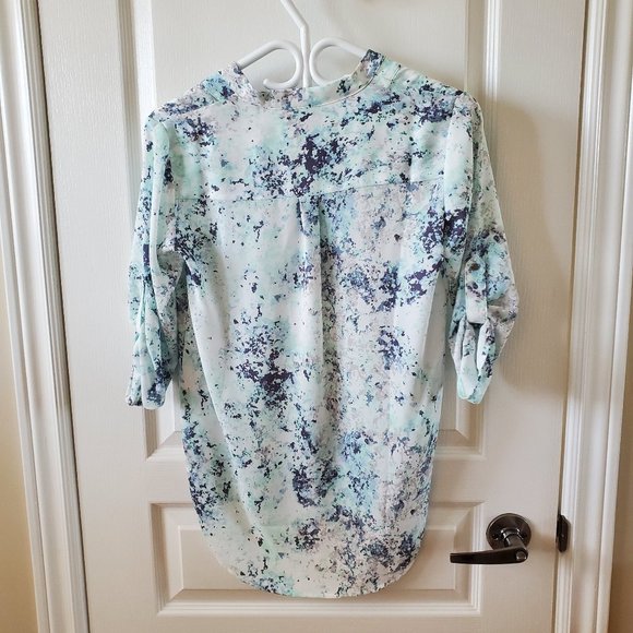 DKNY Loose-Fitting Blouse - Picture 2 of 4